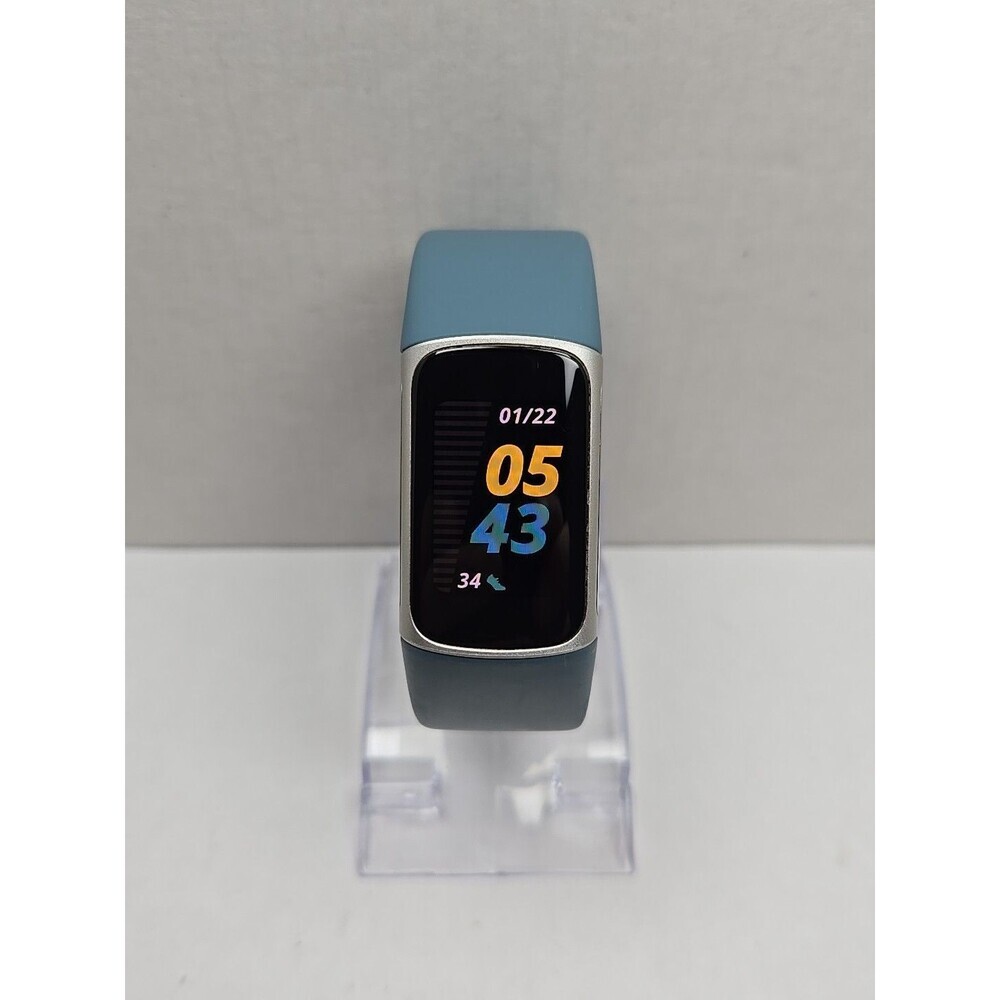 Fitbit Charge 5 Fitness Tracker GPS SpO2 Sleep Monitor Activity W/ Charger Watch